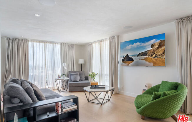 2 beds, 2 baths, 1,416 sqft, $7,400, Unit 1206