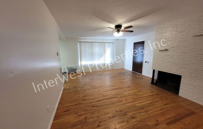 2 beds, 1 bath, 850 sqft, $1,595, Unit 3412