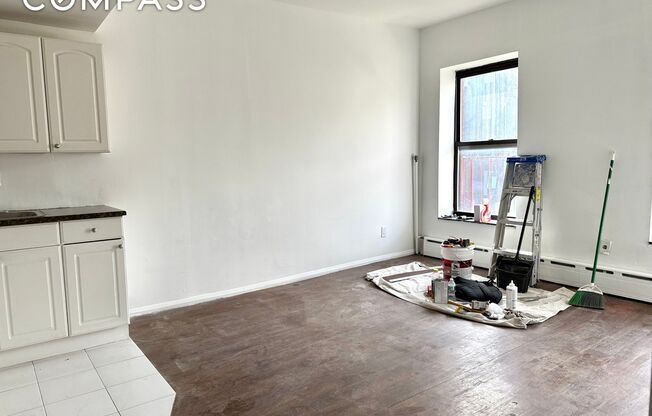 1999 3 AVE