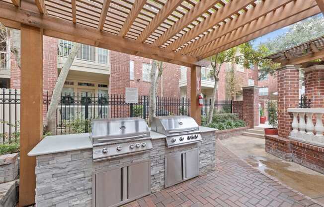 Apartment community's outdoor kitchen