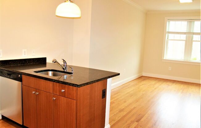 1 bed, 1 bath, 525 sqft, $2,525, Unit 202