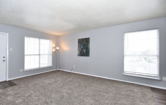 1 bed, 1 bath, 577 sqft, $869, Unit 0523
