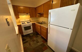 2 beds, 1 bath, $2,260, Unit 1