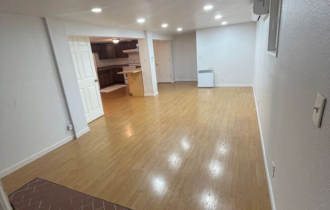 1 bed, 1 bath, 1,140 sqft, $1,650