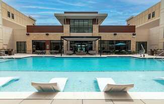 Century West Pryor Lee's Summit Apartments