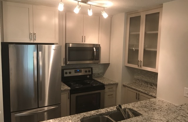 1 bed, 1 bath, 715 sqft, $1,495, Unit 6125105RPG-1