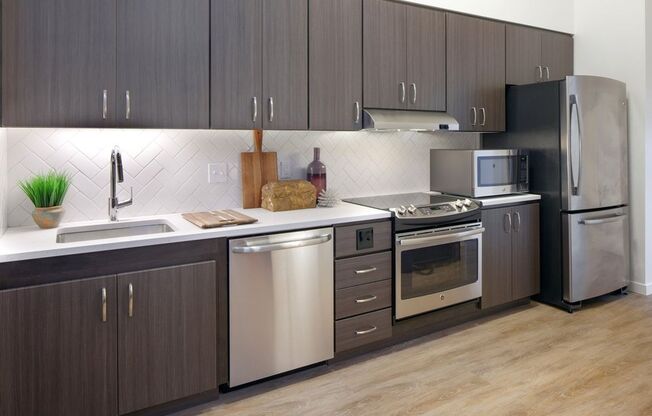 Live in luxury at 11 Marché Apartments in SW Portland!