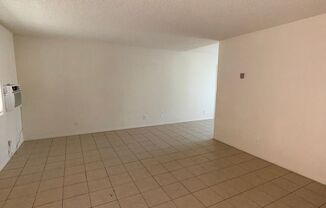 2 beds, 2 baths, $1,300, Unit C