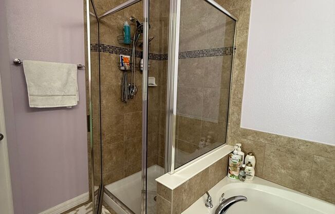 3 beds, 3 baths, $2,400