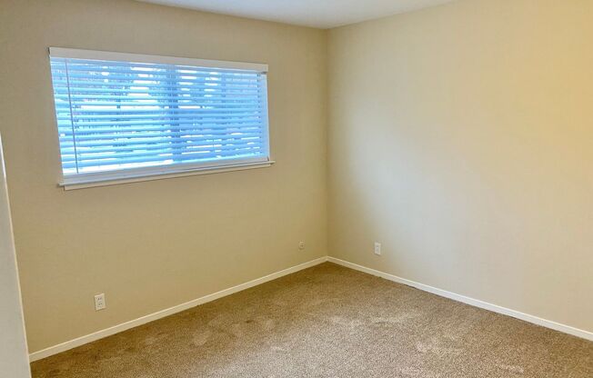 2 beds, 1 bath, $2,775, Unit #02