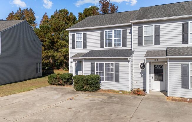 Charming 3-Bed 3.5-Bath Near Campbell University