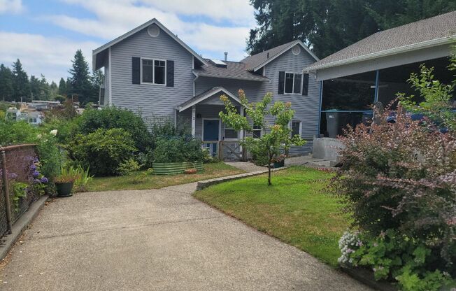 Madrona Point Waterfront Home!