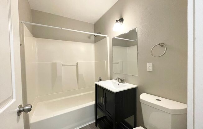 1 bed, 1 bath, 652 sqft, $1,545, Unit 113