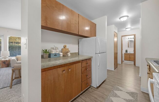 Bridge Vista Apartments | Fremont Studios & One Bedrooms Near the Burke-Gilman