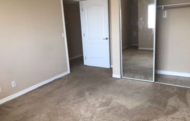 1 bed, 1 bath, 875 sqft, $2,100, Unit 203