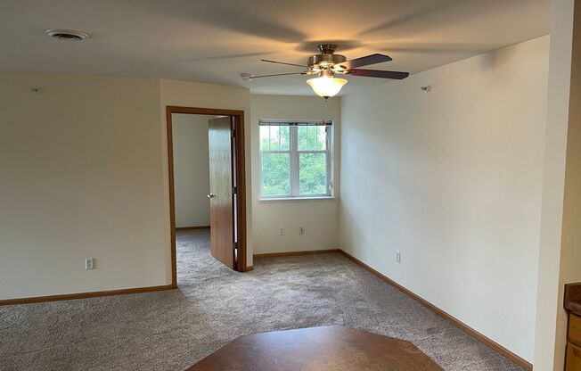 2 beds, 2 baths, 1,223 sqft, $1,710, Unit 929-209