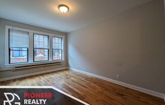 4407 N Wolcott Ave