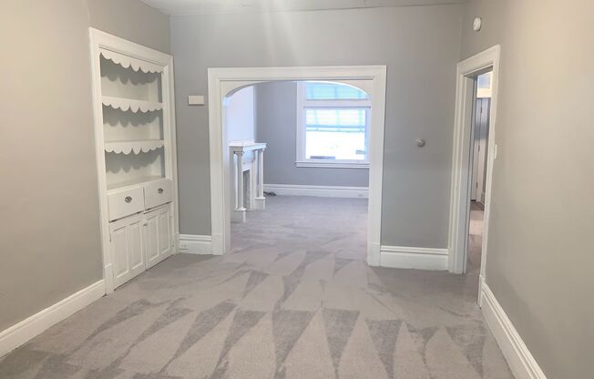 3 Bed 1 Bath Home in the Marshall-Shadeland Area, Available February, 1