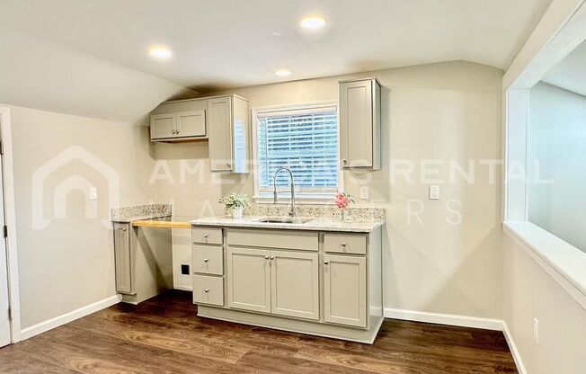 Newly renovated 1 bed / 1 bath home!