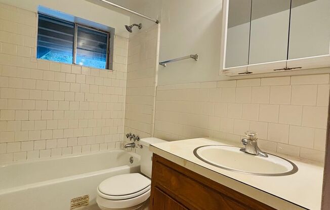 2 Bedroom, 1 Bath Apartments