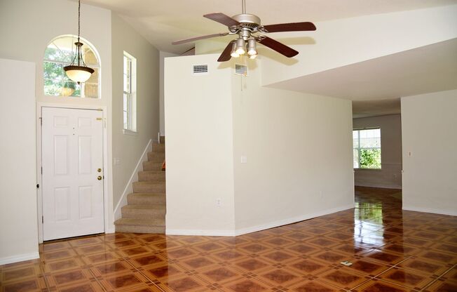 3 Bedroom in Bluewater Bay!