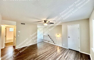 104 WOODCREEK DR