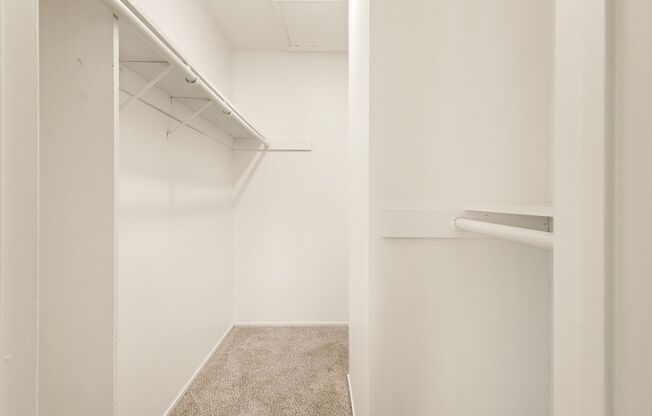 1 bed, 1 bath, 550 sqft, $1,250, Unit 014