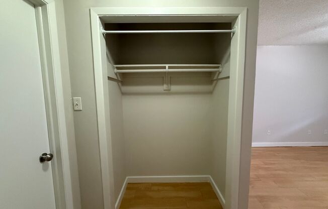1 bed, 1 bath, 720 sqft, $1,229, Unit BOU-207