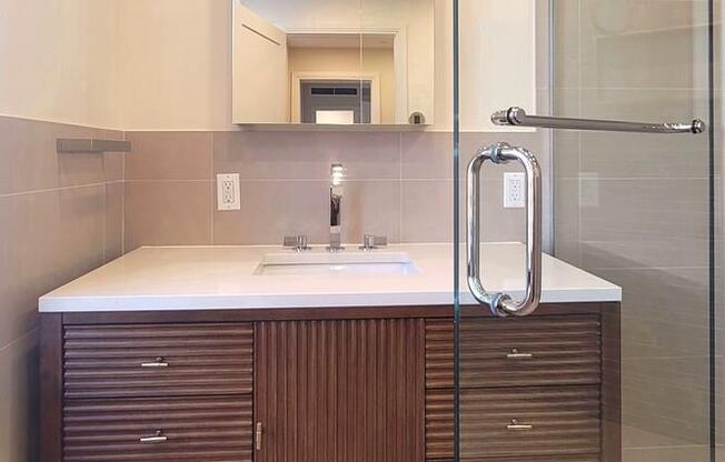 6 beds, 4.5 baths, 6,000 sqft, $55,000, Unit PHA