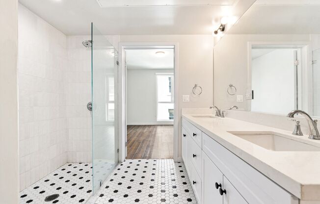 2 beds, 2 baths, 1,249 sqft, $4,275, Unit 613