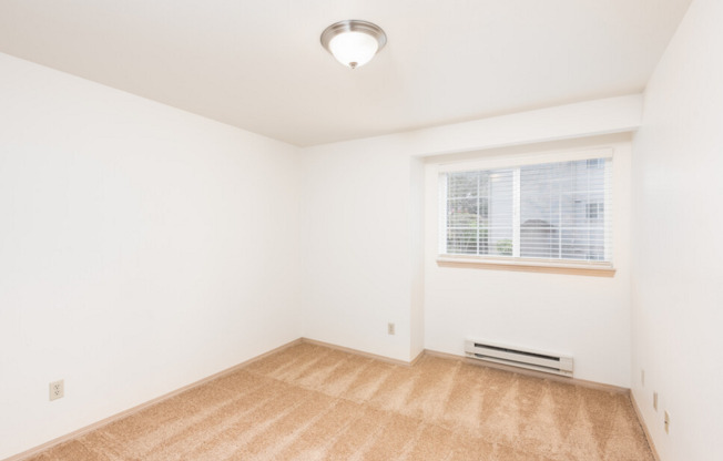 2 beds, 2 baths, 1,030 sqft, $1,735, Unit 811