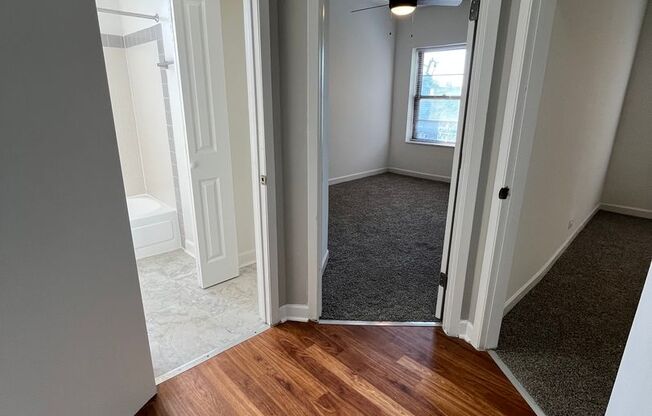 2 beds, 1 bath, 900 sqft, $1,195, Unit WL 306