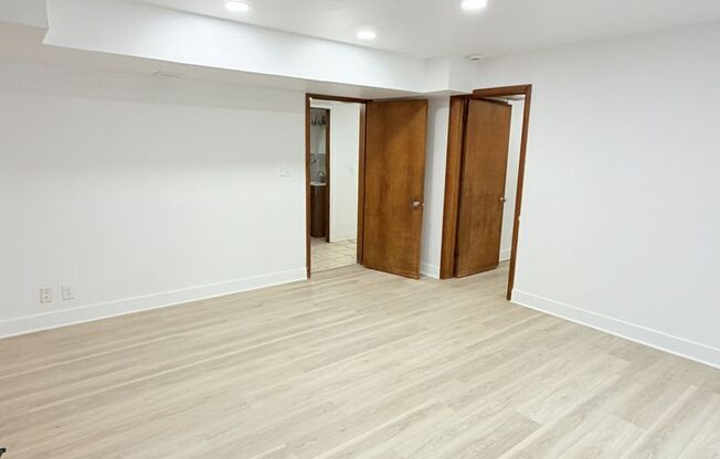 1334 Lakeview (Duplex)