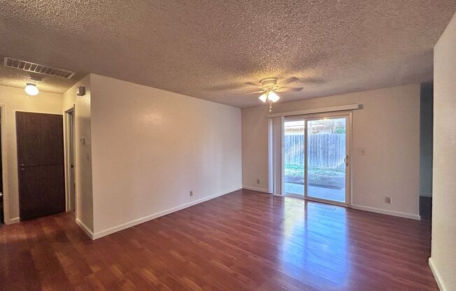 955-957 Woodshire Way