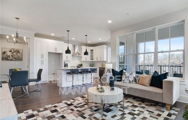 6890 PEACHTREE DUNWOODY RD