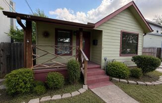 2bed/1.5bath in Brentwood