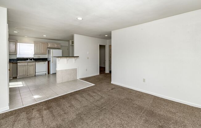 2 beds, 1 bath, $1,950