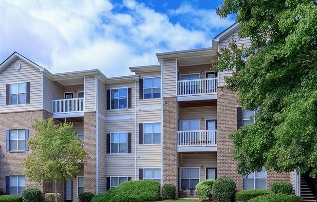 Welcome Home to Carrington Park at Lake Lanier.