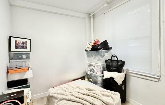 2 beds, 1 bath, 571 sqft, $5,450, Unit 3A