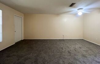 2 beds, 1 bath, $1,050, Unit 15