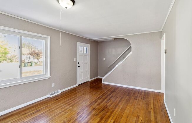715 E 258 ST