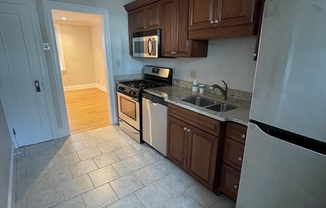 2 beds, 1 bath, 1,100 sqft, $2,800, Unit 4