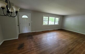 3 beds, 1 bath, $1,450