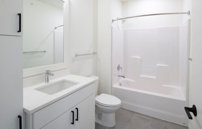 1 bed, 1 bath, 706 sqft, $1,633, Unit 405