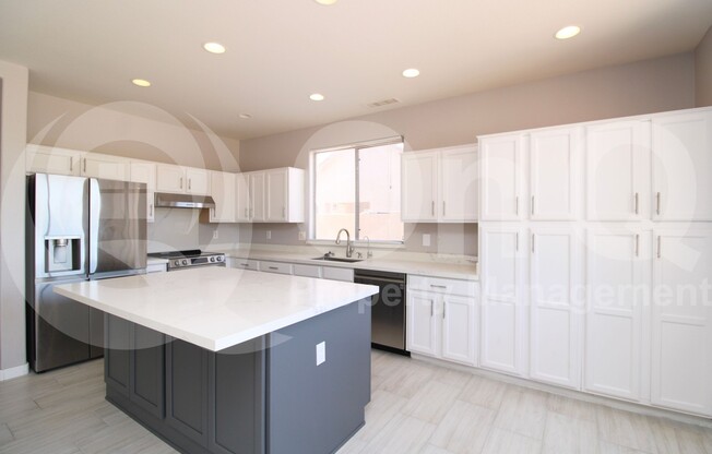 3834 E CAVALRY CT