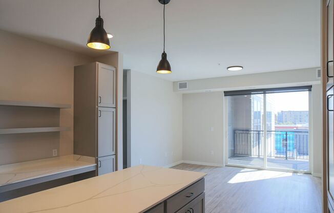 1 bed, 1 bath, 738 sqft, $1,600, Unit 209