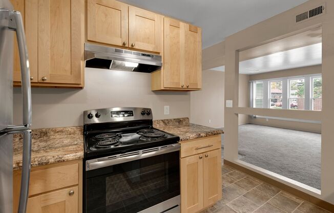 3 beds, 2 baths, 1,026 sqft, $1,450