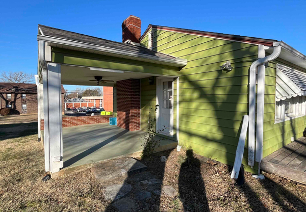 701 S HOLDEN ST