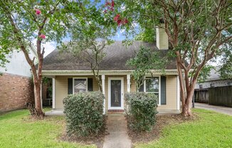 692 JOHN HENRY DR