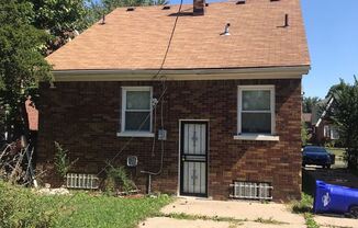 5945 Courville